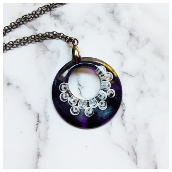 Googly Eye Pendant Necklace Purple and Black Halloween Large Open Circle - Picture 4 of 10